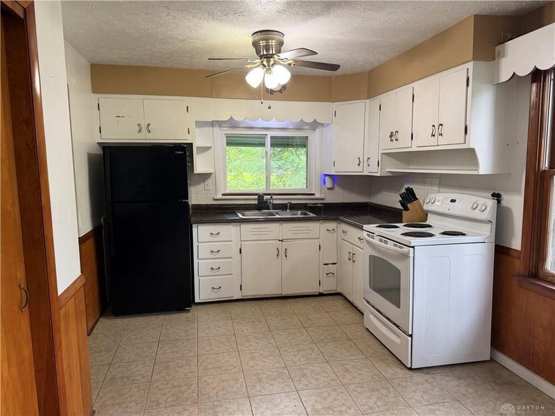 8923 W National Road, Brookville, OH 45309 Photo 6