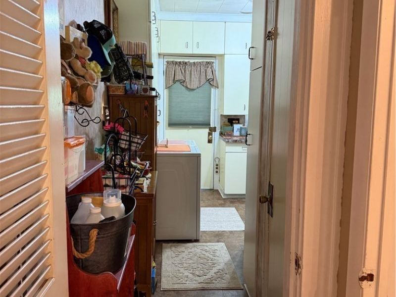 412 Eastern Avenue, Woodsfield, OH 43793 Photo 10