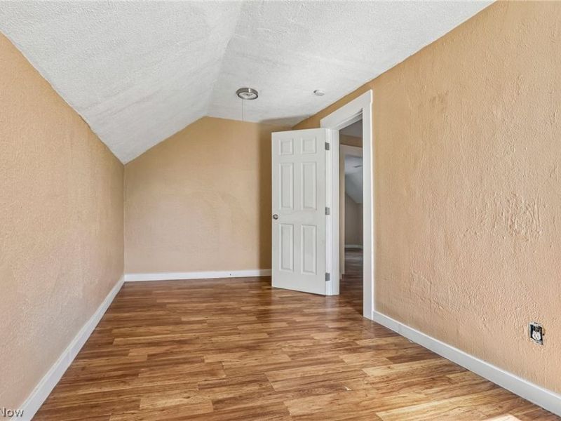 3602 Mobile Court, Cleveland, OH 44109 Photo 12