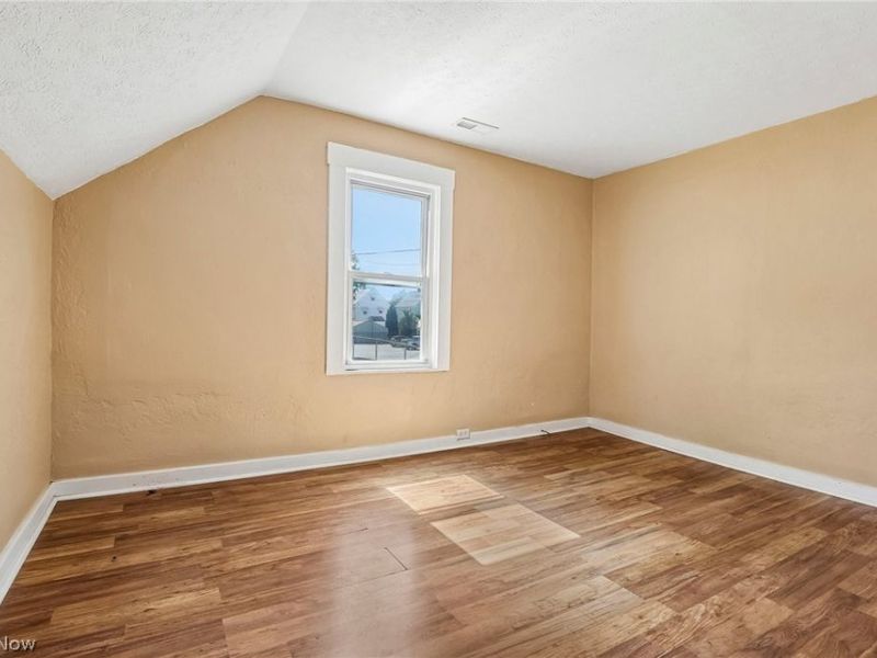 3602 Mobile Court, Cleveland, OH 44109 Photo 13