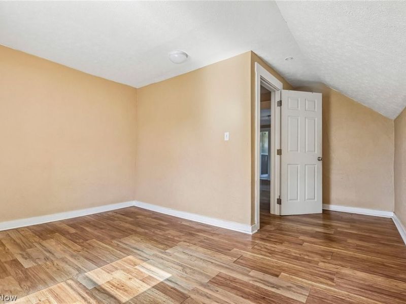 3602 Mobile Court, Cleveland, OH 44109 Photo 14