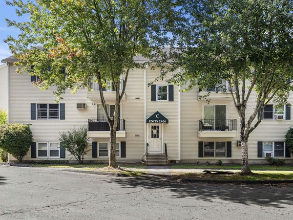 1261 Church St, Unit 31, New Bedford, MA 02745
