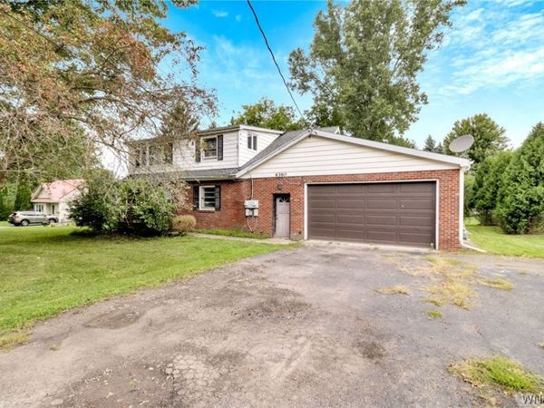 6360 New Taylor Road , Orchard Park, NY 14127