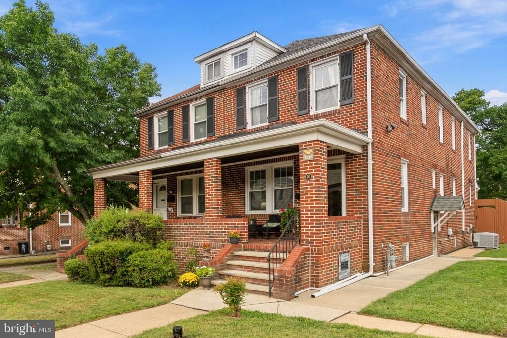 10 Sanford Avenue, Catonsville, MD 21228 Main Photo