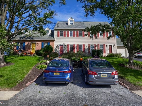 437 DEERFIELD DRIVE, MOUNT JOY, PA 17552