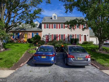437 DEERFIELD DRIVE, MOUNT JOY, PA 17552