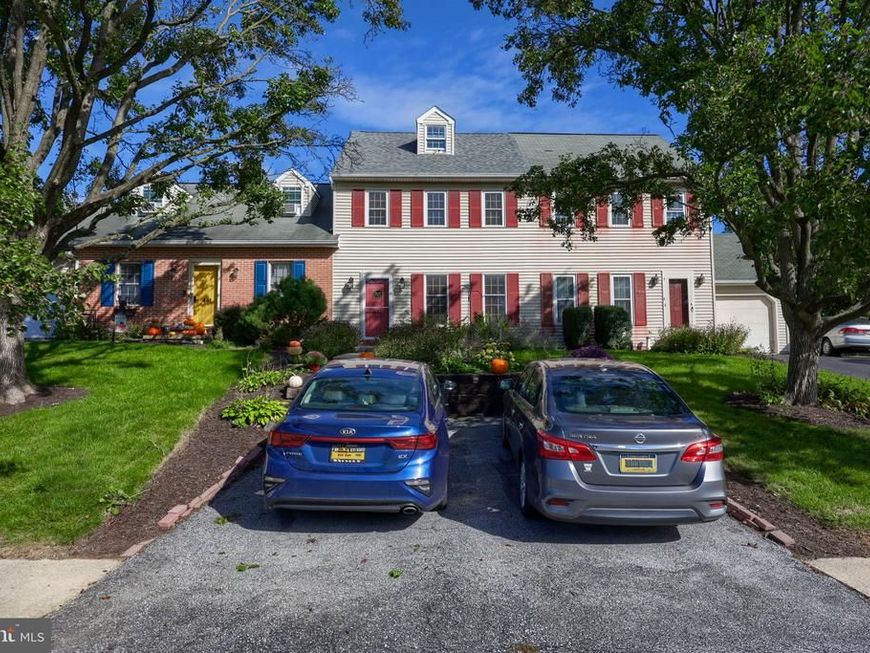 437 Deerfield Drive, Mount Joy, PA 17552 Main Photo