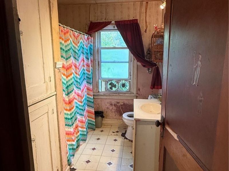 928 Mineral Springs Road, Ashtabula, OH 44004 Photo 13