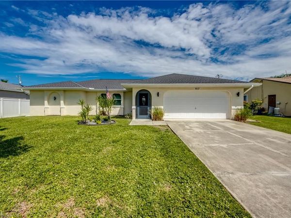 917 SW 23rd ST , CAPE CORAL, FL 33991