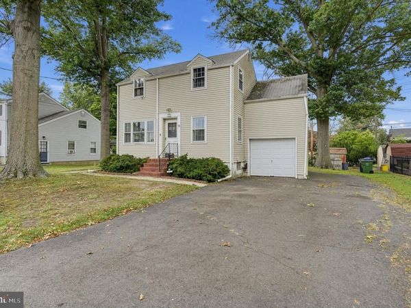 104 HARRON AVENUE, HIGHTSTOWN, NJ 08520
