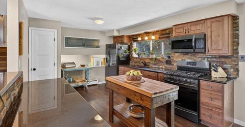 3270 Cashill Boulevard, Reno, NV 89509 Photo