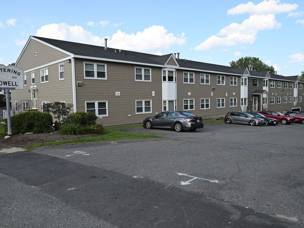 1524 Gorham St, Unit 106, Lowell, MA 01852