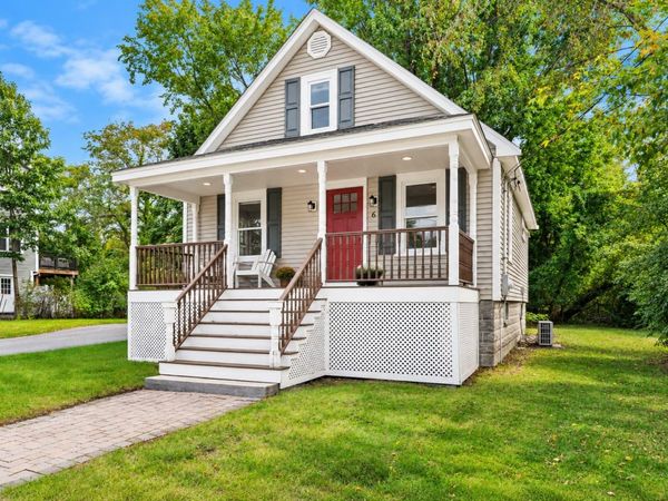 6 Pershing St, Billerica, MA 01862