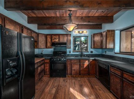 2440 Cougar Trail, South Lake Tahoe, CA 96150 Photo