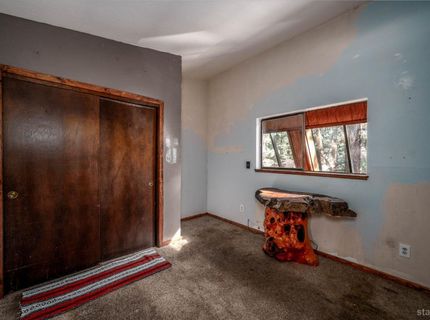2440 Cougar Trail, South Lake Tahoe, CA 96150 Photo