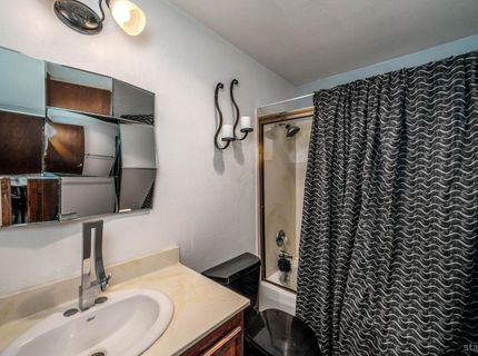 2440 Cougar Trail, South Lake Tahoe, CA 96150 Photo