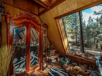 2440 Cougar Trail, South Lake Tahoe, CA 96150 Photo