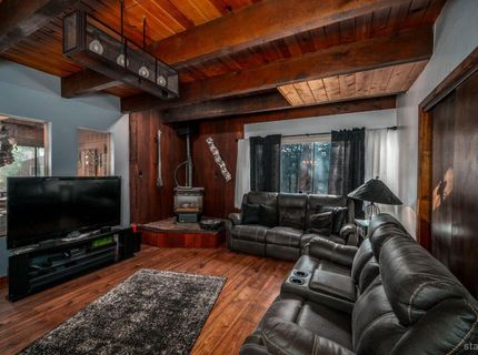2440 Cougar Trail, South Lake Tahoe, CA 96150 Photo