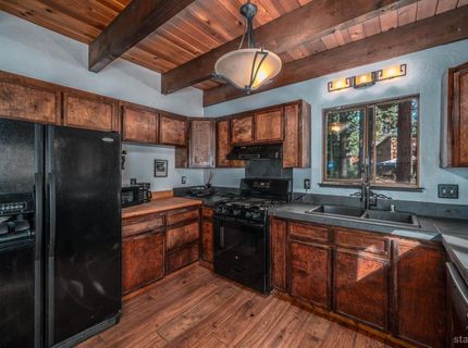 2440 Cougar Trail, South Lake Tahoe, CA 96150 Photo