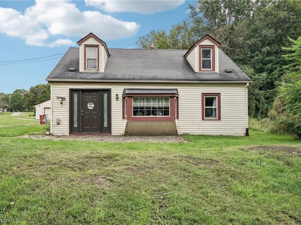 1703 Clayben Drive , Akron, OH 44312