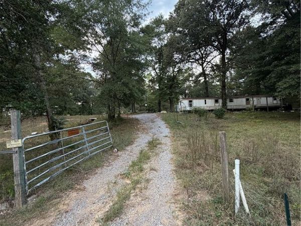 13564 Rock House Road , Vance, AL 35490