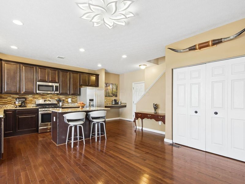 373 Puleo Drive, London, OH 43140 Photo 10