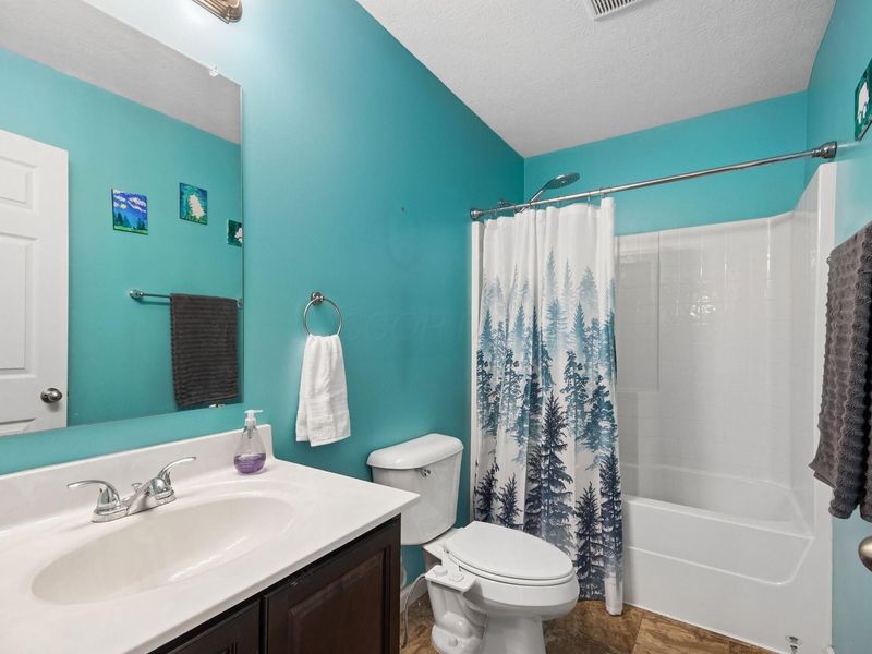 373 Puleo Drive, London, OH 43140 Photo 29