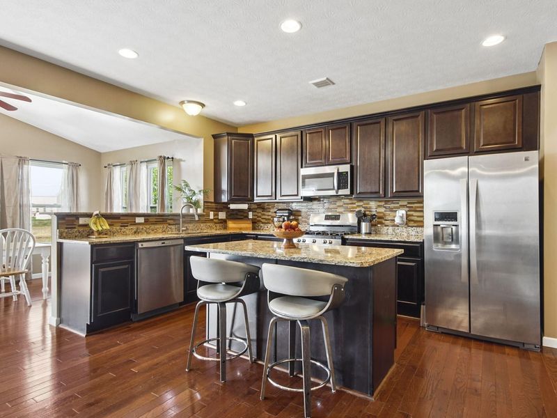 373 Puleo Drive, London, OH 43140 Photo 8