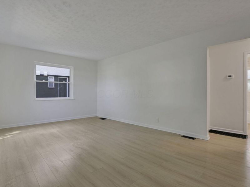 279 S Ashburton Road, Columbus, OH 43213 Photo 7