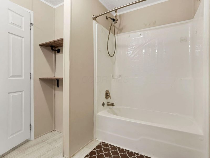 2445 Columbus-Lancaster Road NW, Unit 87, Lancaster, OH 43130 Photo 22