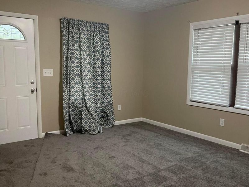 2047 Ward Road , Columbus, OH 43224 Photo 5