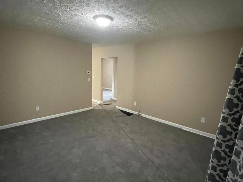 2047 Ward Road , Columbus, OH 43224 Photo 6