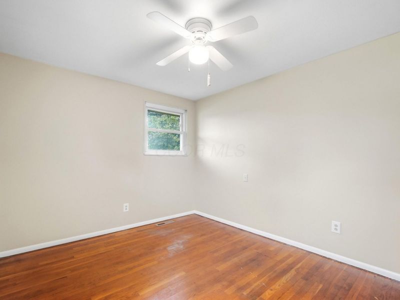 3921 Harwood Road, Columbus, OH 43228 Photo 23