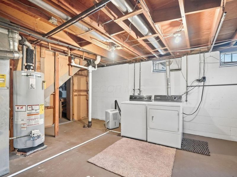 3921 Harwood Road, Columbus, OH 43228 Photo 30