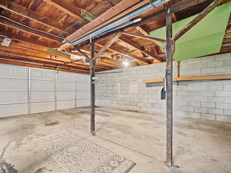 3921 Harwood Road, Columbus, OH 43228 Photo 52