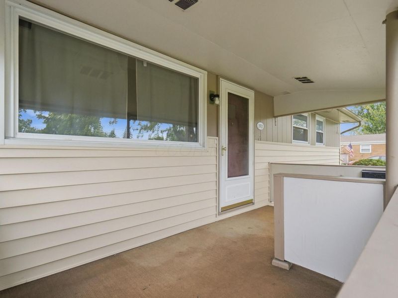 3921 Harwood Road, Columbus, OH 43228 Photo 8