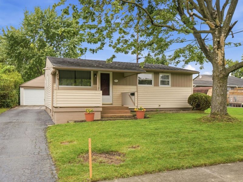 3921 Harwood Road, Columbus, OH 43228 Photo 9