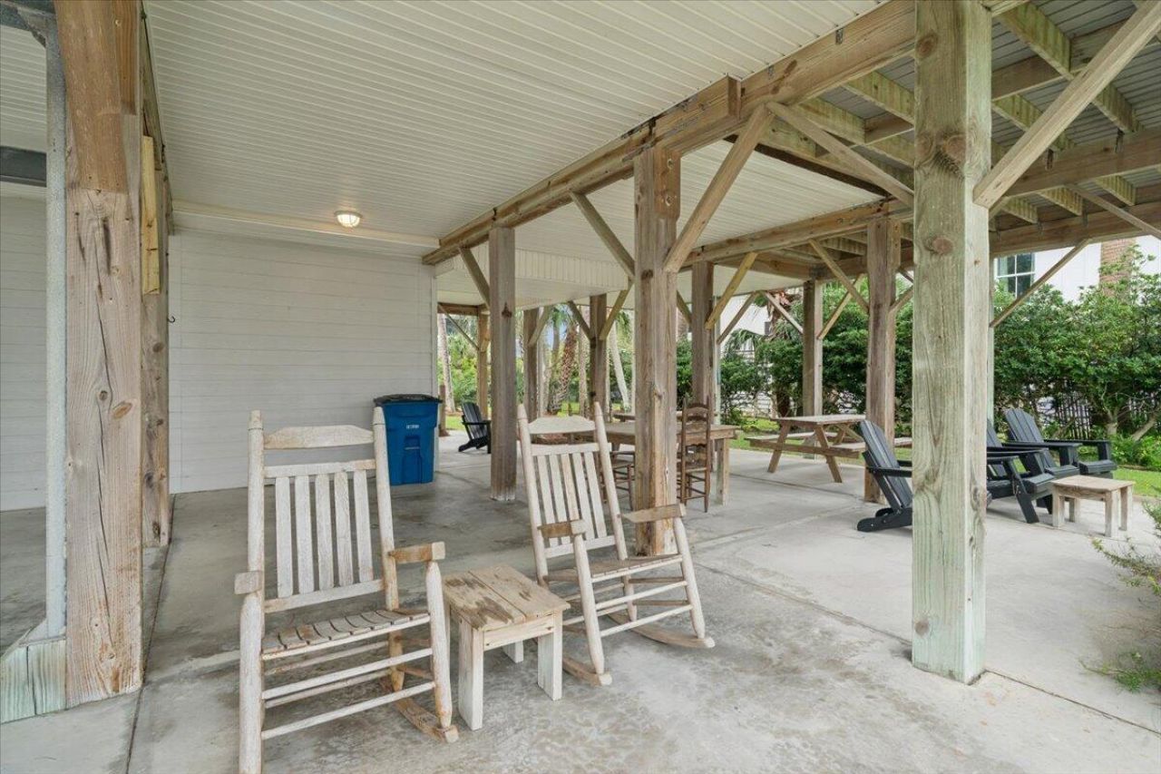 505 Palmetto Boulevard Photo 21
