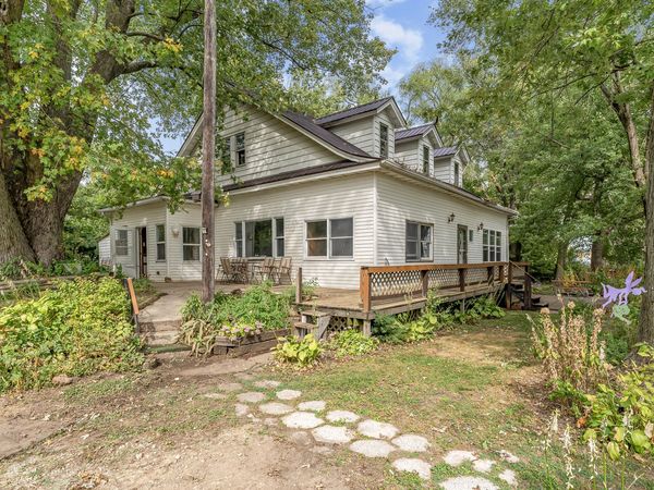 2143 MADISON ST, Muscatine, IA 52761