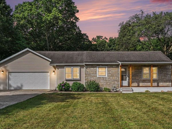 54551 Ash Road, Osceola, IN 46561