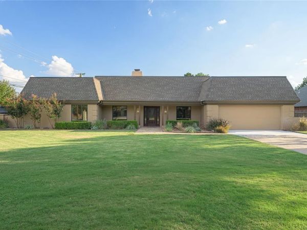 2900 Drakestone Avenue, Oklahoma City, OK 73120