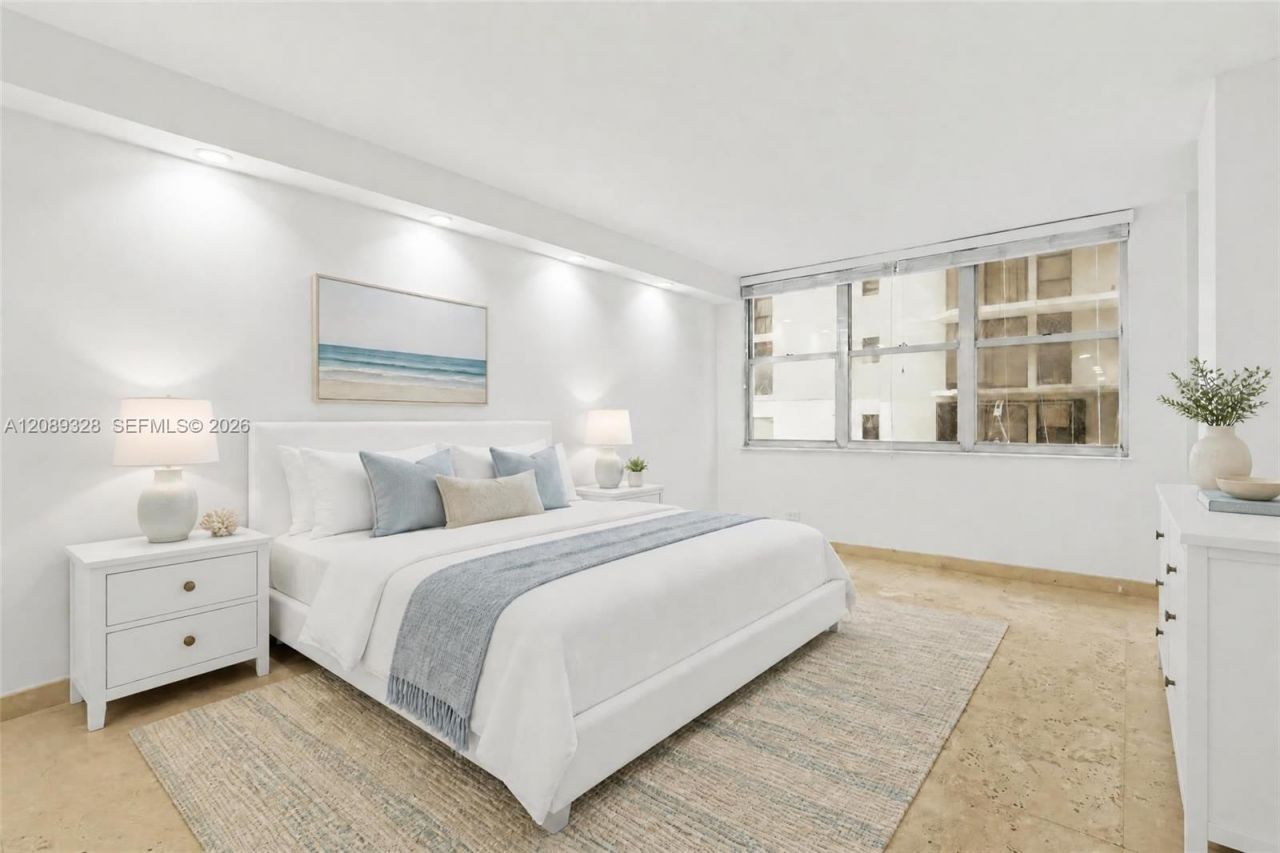 6039 Collins Ave , Unit 407, Miami Beach, FL 33140 Photo