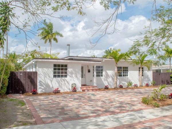 5951 SW 46th Ter , Miami, FL 33155