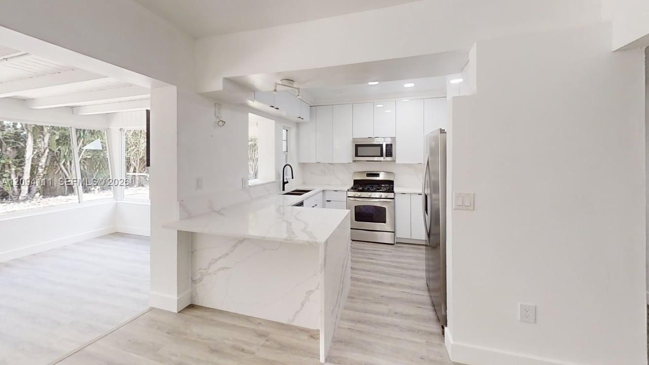 5951 SW 46th Ter , Miami, FL 33155 Photo