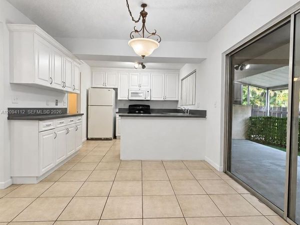 5348 Bosque Ln , Unit 105, West Palm Beach, FL 33415