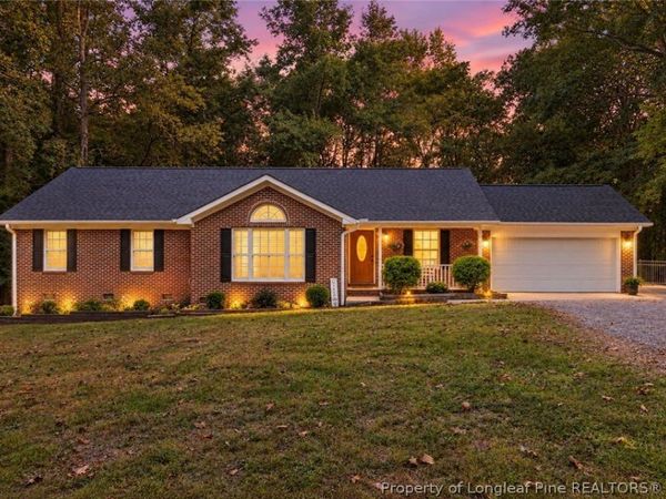 2196 Cleveland Circle, Sanford, NC 27332