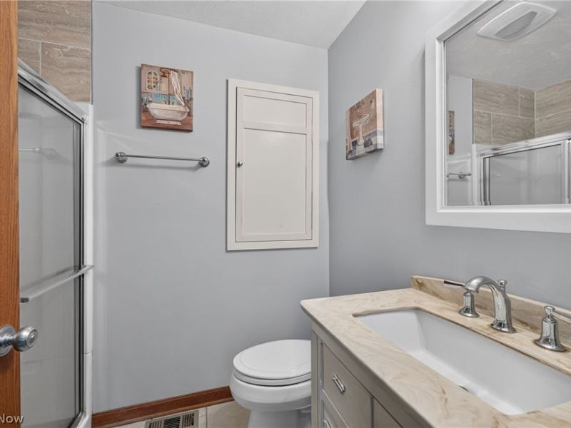 1246 Applegrove Street NE, Canton, OH 44721 Photo 10