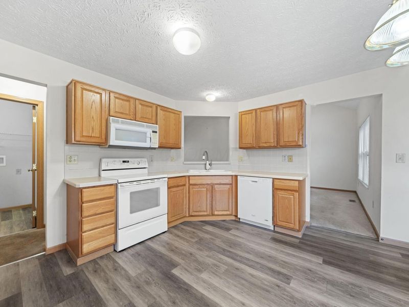 7490 Bunker Ridge Court, Blacklick, OH 43004 Photo 12