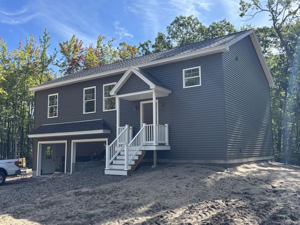 10 Lagueux Lane , Waterboro, ME 04030