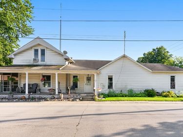 103 W Wayne Street, Pierceton, IN 46562